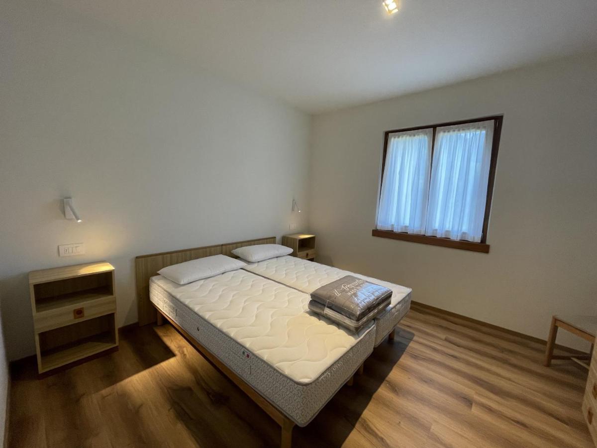 Appartamento Casa Adamello Giustino Esterno foto